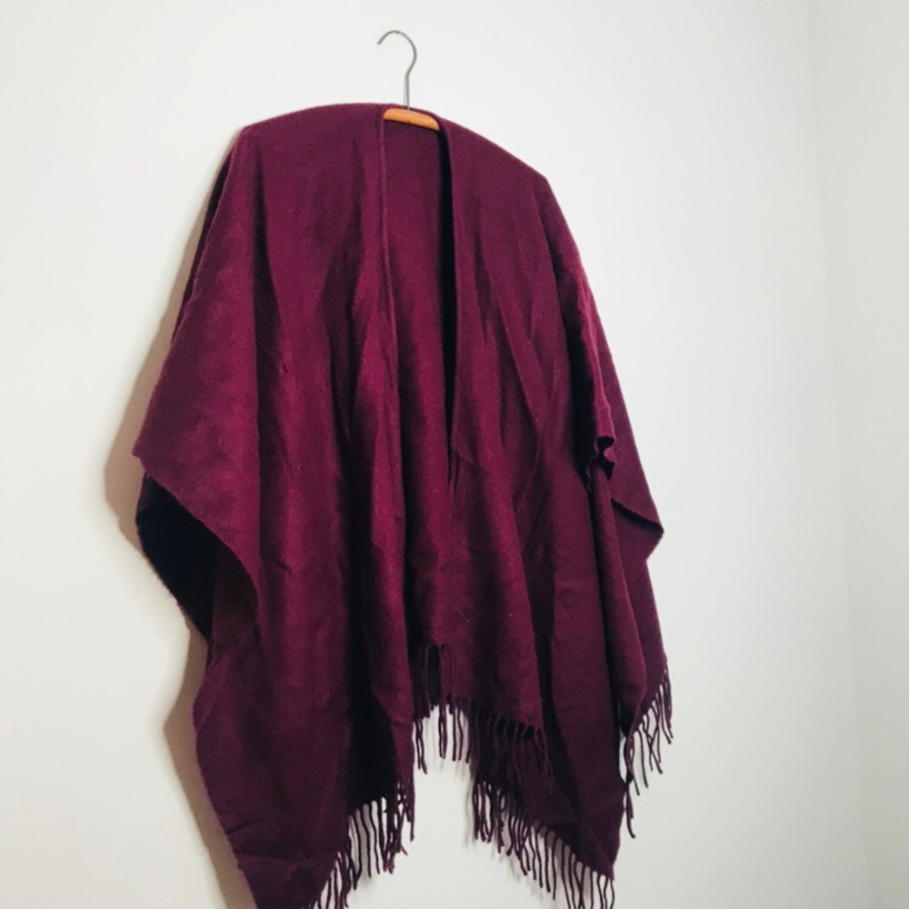 Vintage Retro Maroon Wool Knit Shawl Cape - Picture 2 of 4